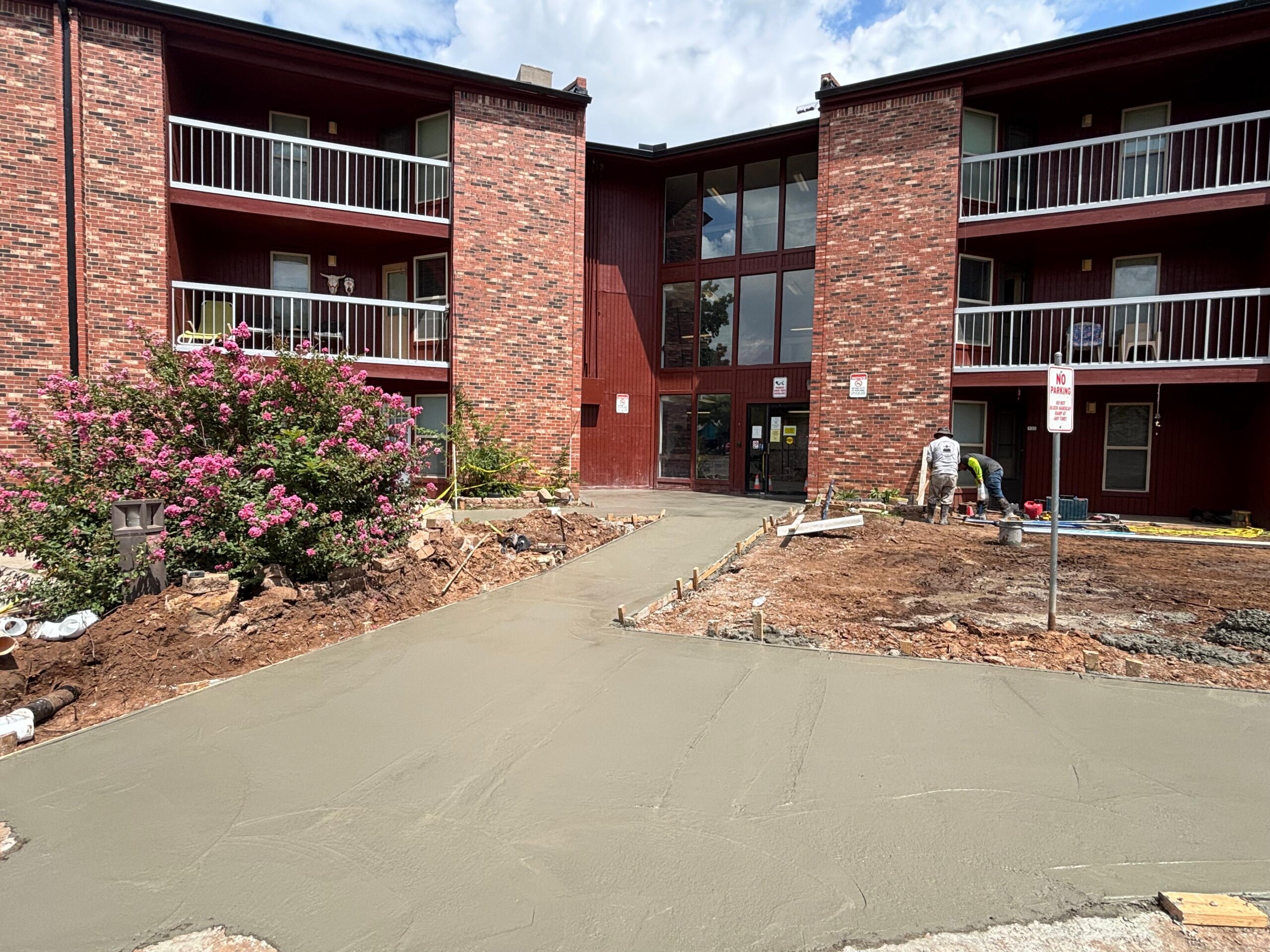 Landscaping Contractor 6